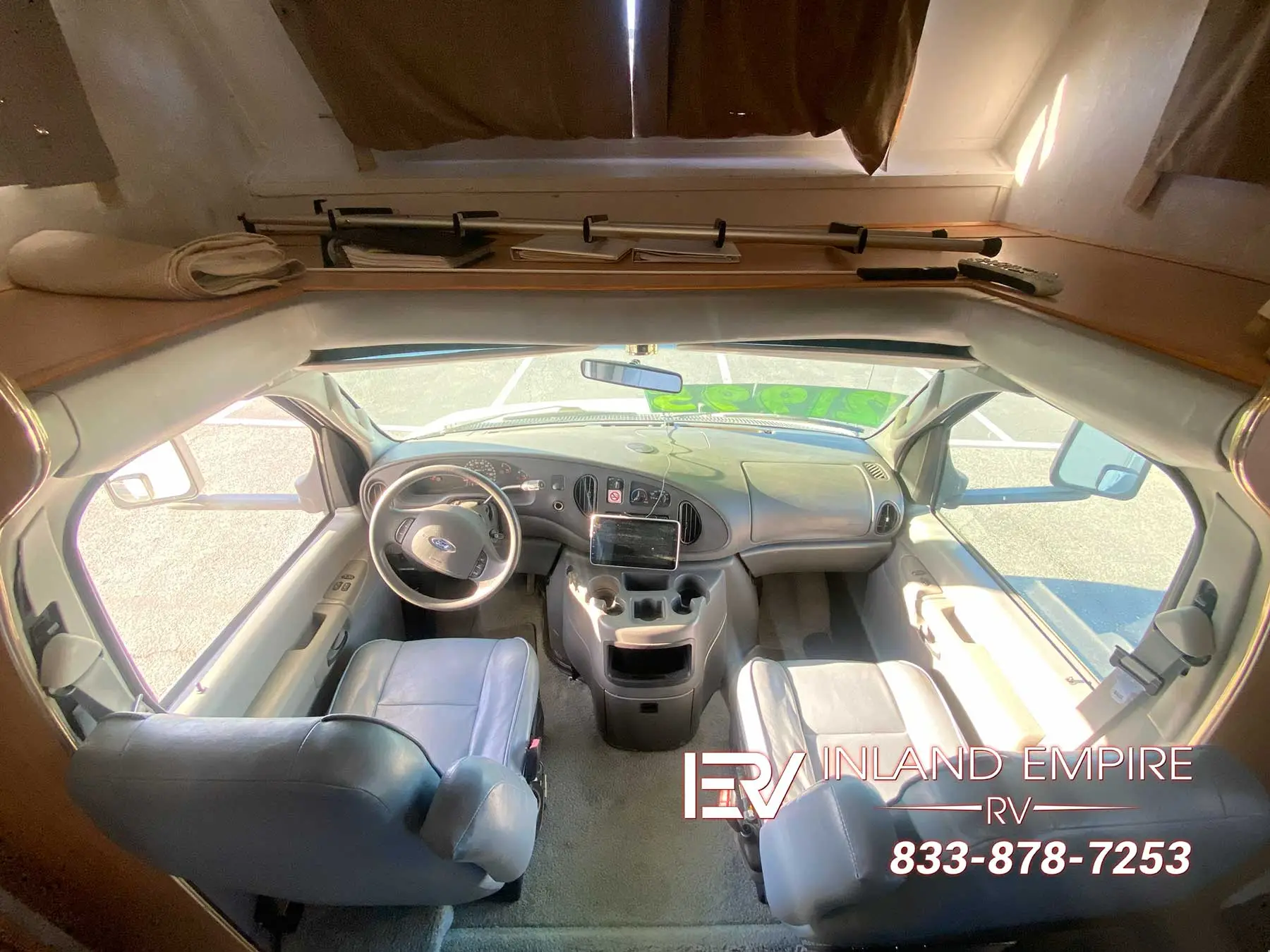2004 Forest River Sunseeker 3100S