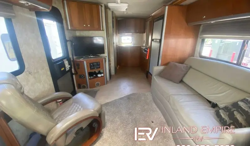 
								2009 Itasca Navion 24A full									