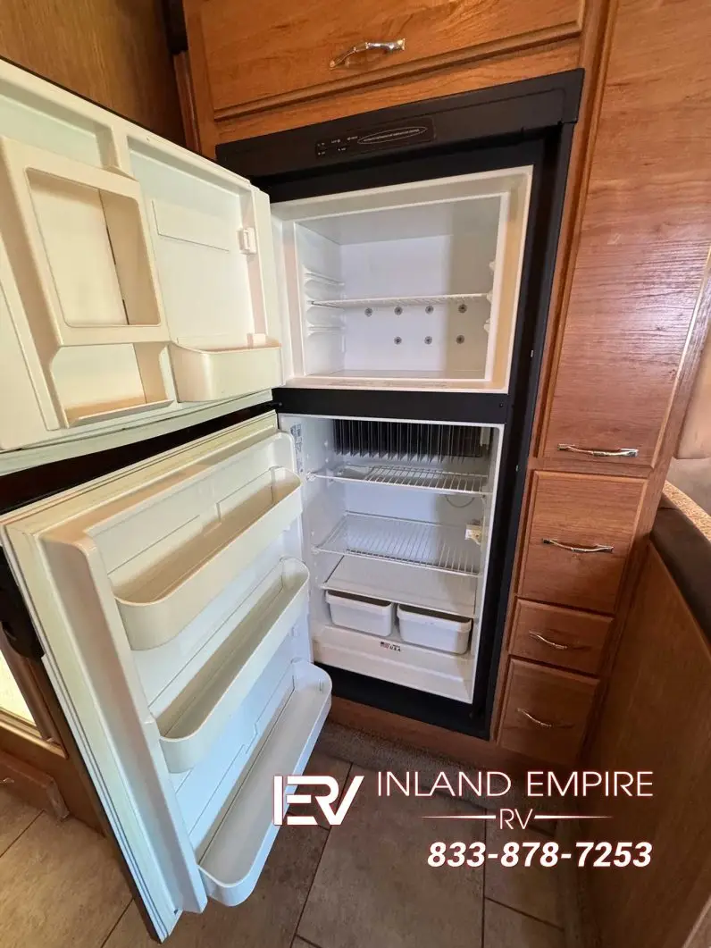 
								2016 Fleetwood Terra SE 26Q full									