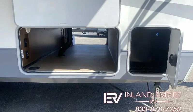 
								2017 Highland Ridge Open Range Light LF297RLS full									