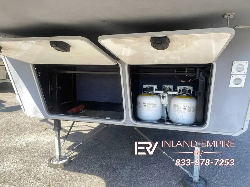 
								2017 Highland Ridge Open Range Light LF297RLS full									
