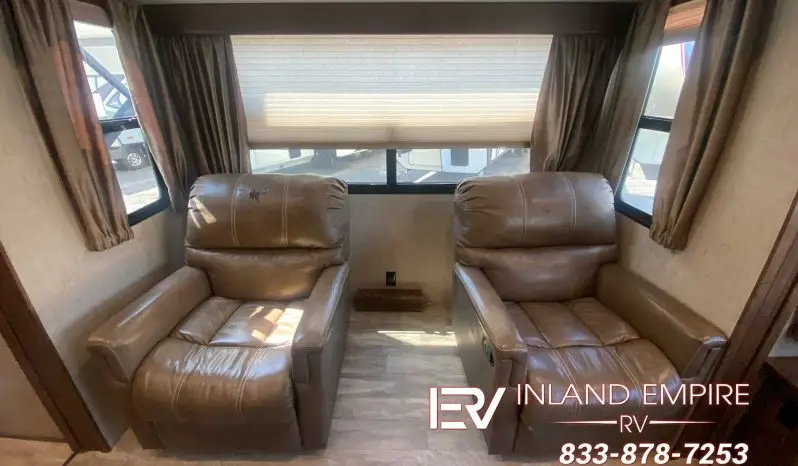 
								2017 Highland Ridge Open Range Light LF297RLS full									
