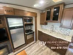 
										2017 Highland Ridge Open Range Light LF297RLS full									