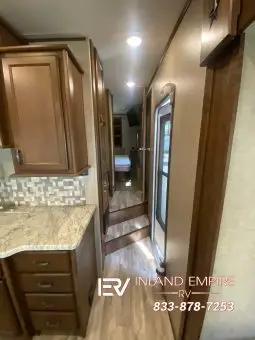 
										2017 Highland Ridge Open Range Light LF297RLS full									