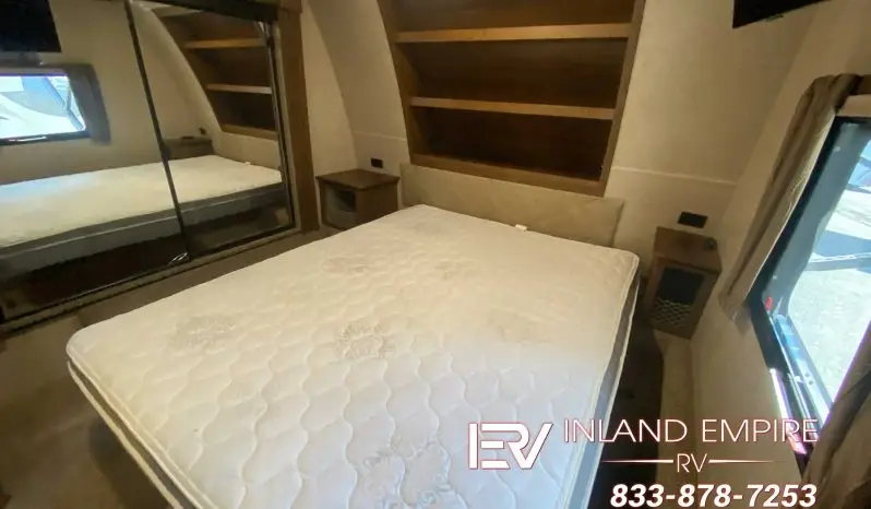 
								2017 Highland Ridge Open Range Light LF297RLS full									