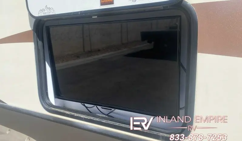 
								2017 Keystone Montana 3730FL full									