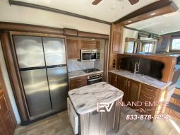 
										2017 Keystone Montana 3730FL full									
