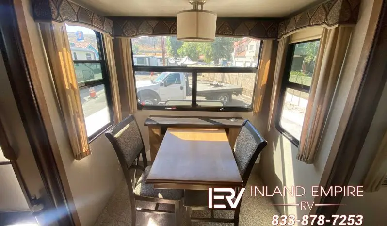 
								2017 Keystone Montana 3730FL full									