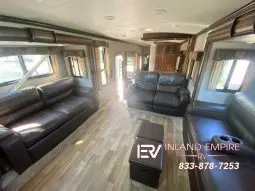 
										2017 Keystone Montana 3730FL full									