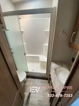 
										2017 Keystone Montana 3730FL full									