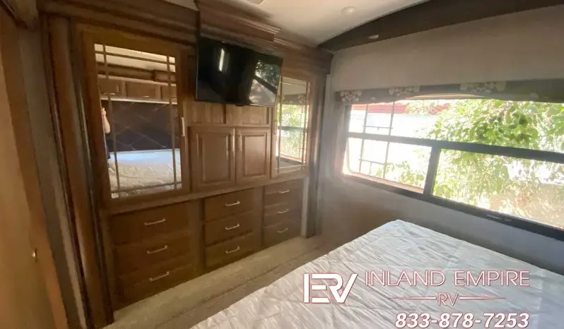 
								2017 Keystone Montana 3730FL full									