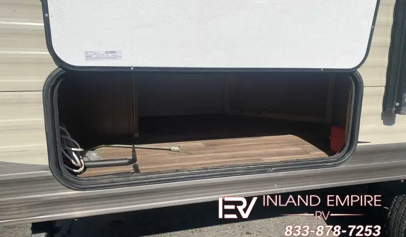 
								2018 Keystone Hideout 21LHSWE full									