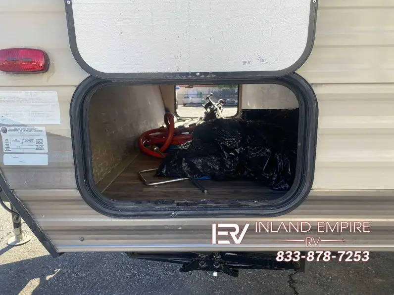 
								2018 Keystone Hideout 21LHSWE full									