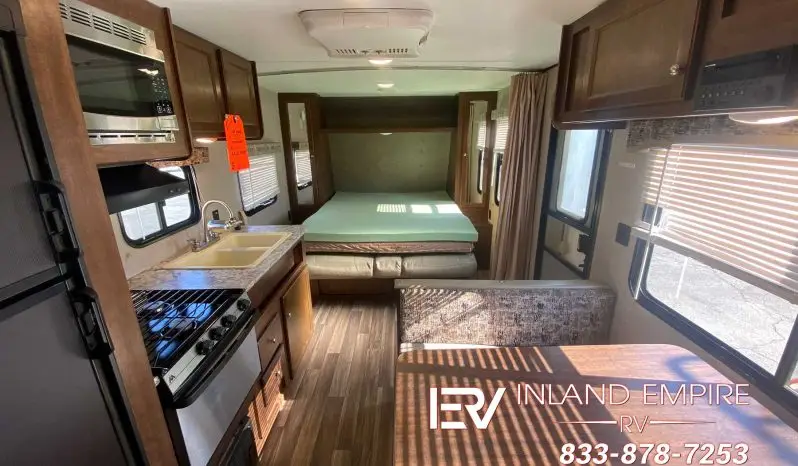 
								2018 Keystone Hideout 21LHSWE full									