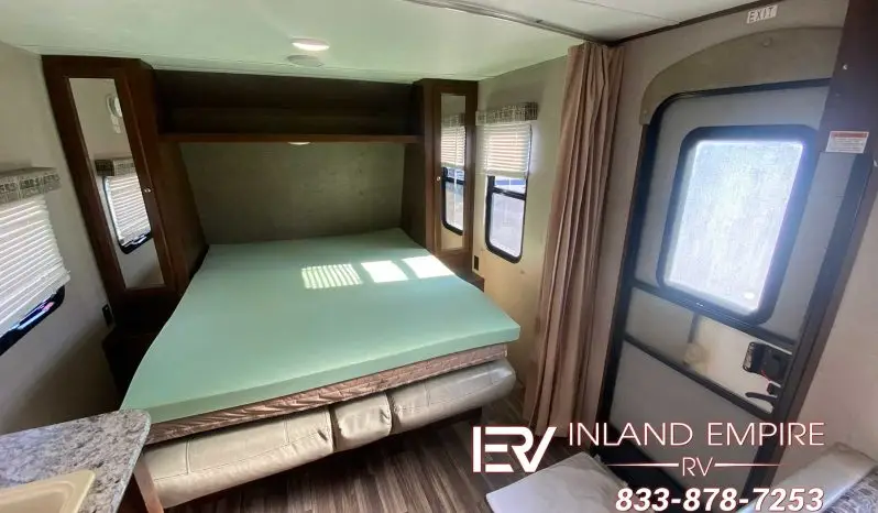 
								2018 Keystone Hideout 21LHSWE full									