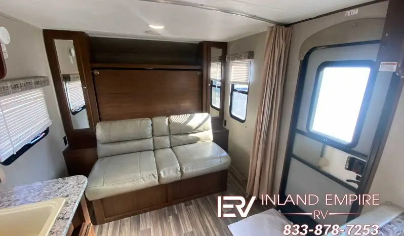 
								2018 Keystone Hideout 21LHSWE full									