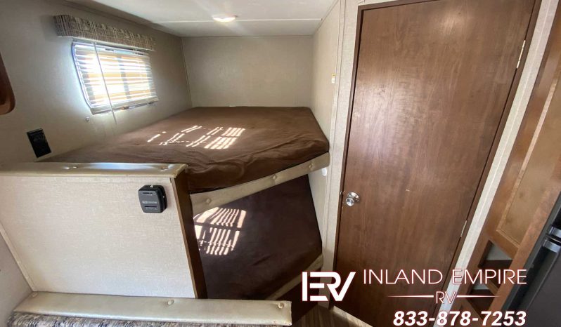 
								2018 Keystone Hideout 21LHSWE full									