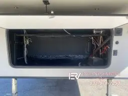 
										2020 Coachmen Chaparral 360IBL full									