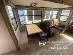 
										2020 Coachmen Chaparral 360IBL full									