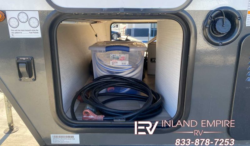 
								2024 Forest River Flagstaff Micro Lite 21FBRS full									
