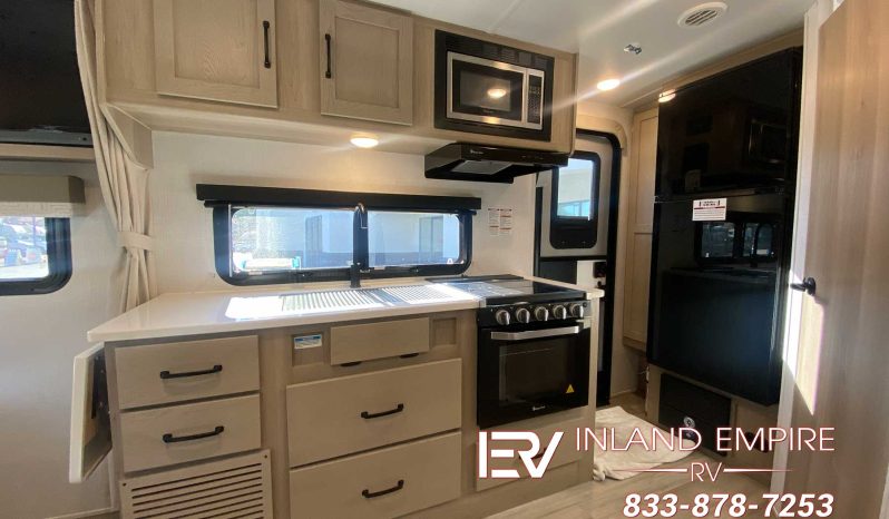 
								2024 Forest River Flagstaff Micro Lite 21FBRS full									