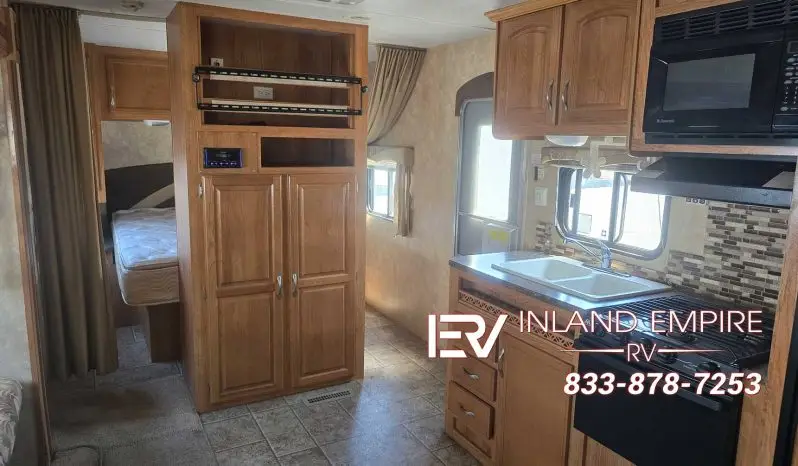 
 2010 Jayco Jay Flight 25BHS full									