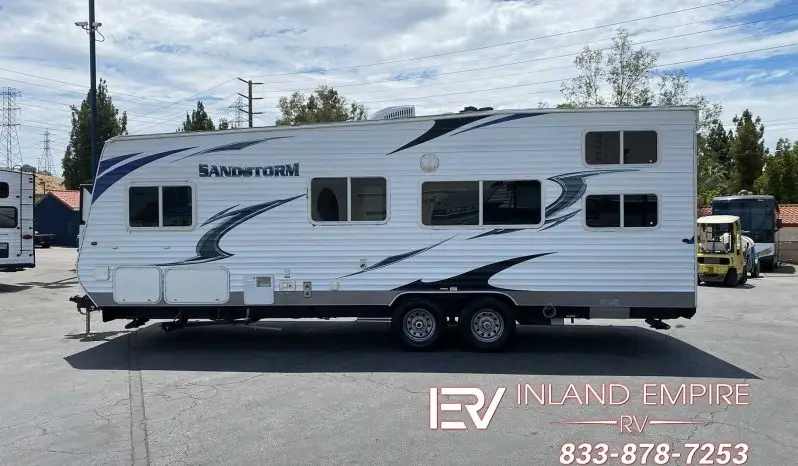 
 2013 Forest River Sandstorm 230SLC full									