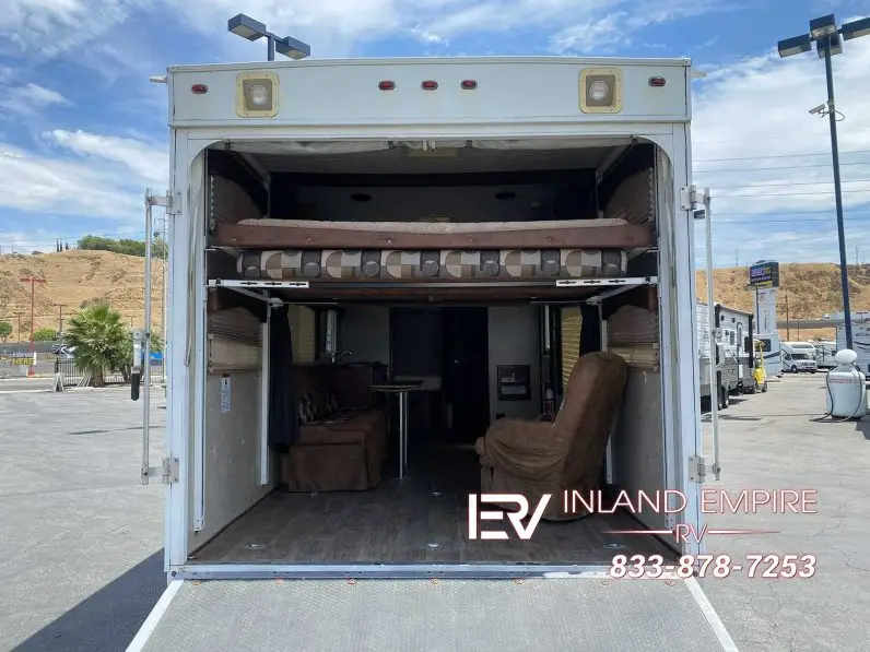 
 2013 Forest River Sandstorm 230SLC full									