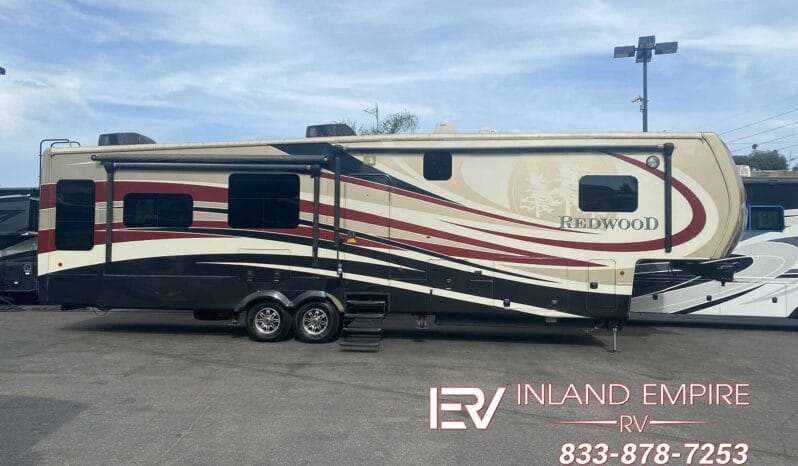 
								2015 Redwood Redwood 38GK Used 5th Wheel RV For Sale in Colton CA full									