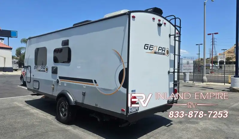 
 2022 Forest River Rockwood Geo Pro 19FD full									