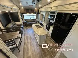 2023 Keystone Cougar 290RLS full
