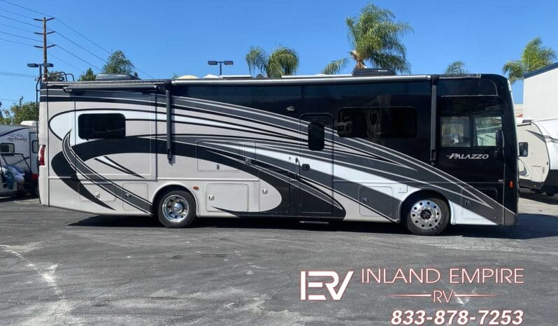 
								2016 Thor Motor Coach Palazzo 33.3 Used Class A Diesel RV For Sale in Colton CA full									