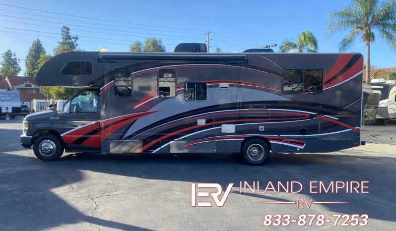 
								2017 Thor Motor Coach Four Winds 28Z Used Class C RV For Sale in Colton CA full									