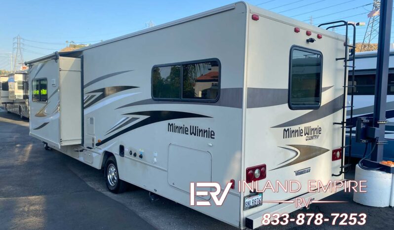 
								2020 Winnebago Minnie Winnie 31H Used Class C RV For Sale in Colton CA full									