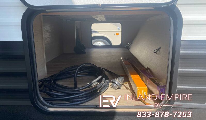 
								2023 Forest River Evo T2490 Used Travel Trailer RV For Sale in Colton CA full									