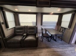 2019 Keystone Sprinter 3150RLS Used 5th Wheel Trailer RV For Sale in Colton CA